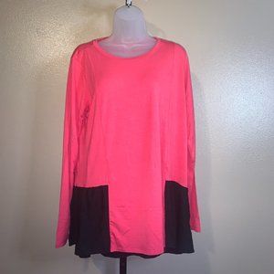 A522781** LOGO by Lori Goldstein Rayon 230 Layered Top w/ Jacquard Hem